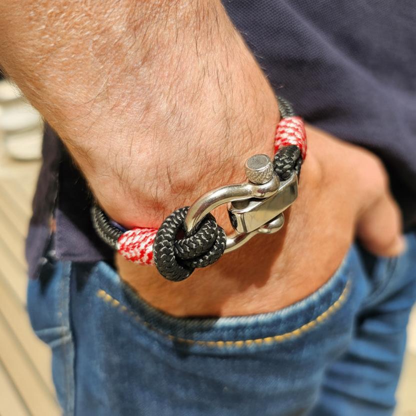 CORSAIR 5mm Nautical Clasp Bracelet Black Croatian Mix