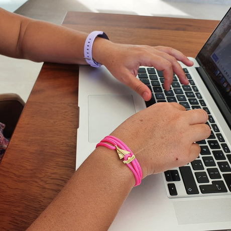 SAILOR mini boat bracelet neon pink