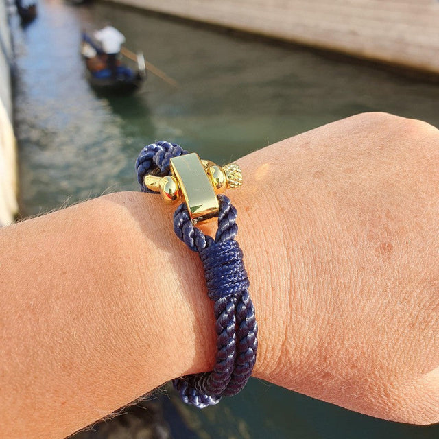WAVES 4mm Nautical Clasp Bracelet Navy Blue