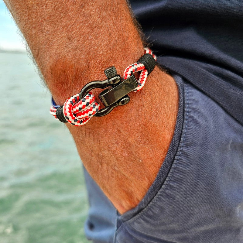 CAPTAIN 4mm Nautical Clasp Bracelet - Red Mix Black