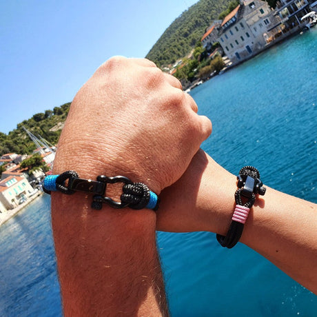 CAPTAIN Black Shackle Bracelet - Blue