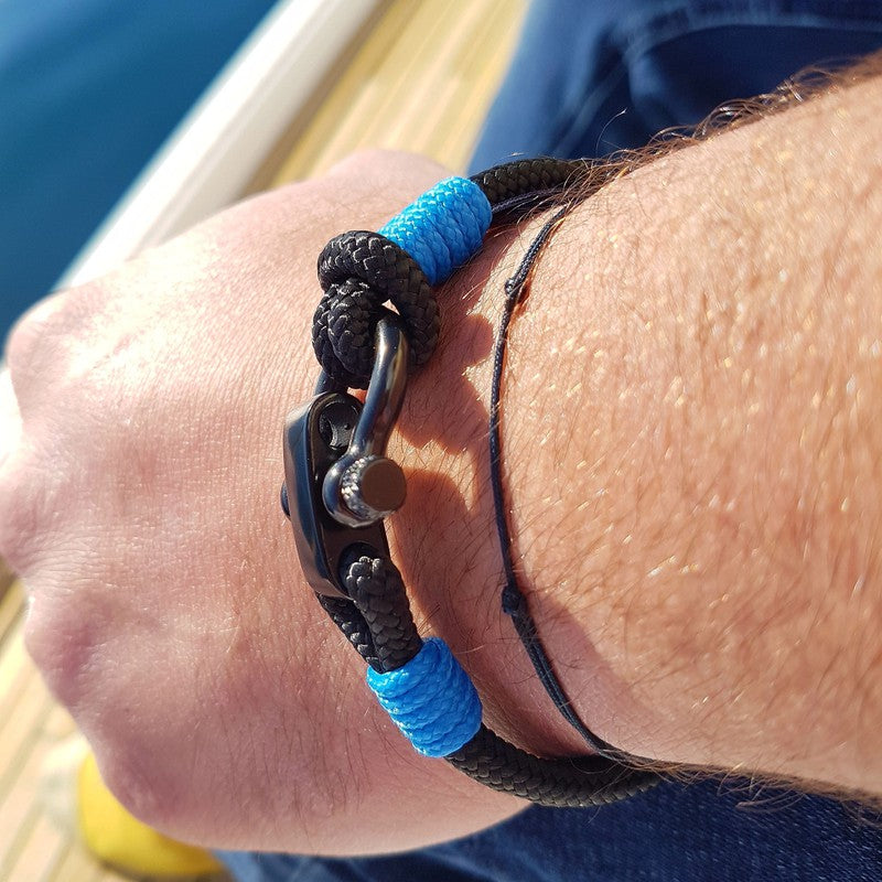 CAPTAIN Black Shackle Bracelet - Blue