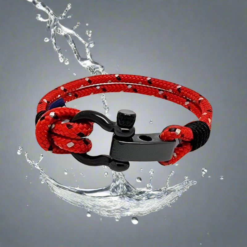 CAPTAIN Black Shackle Bracelet - Red Mix