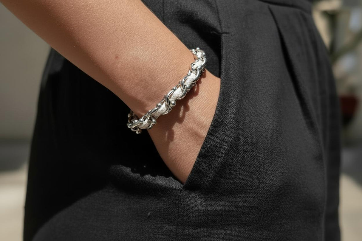 OCEAN MAXI Designer Bracelet / Necklace Off White