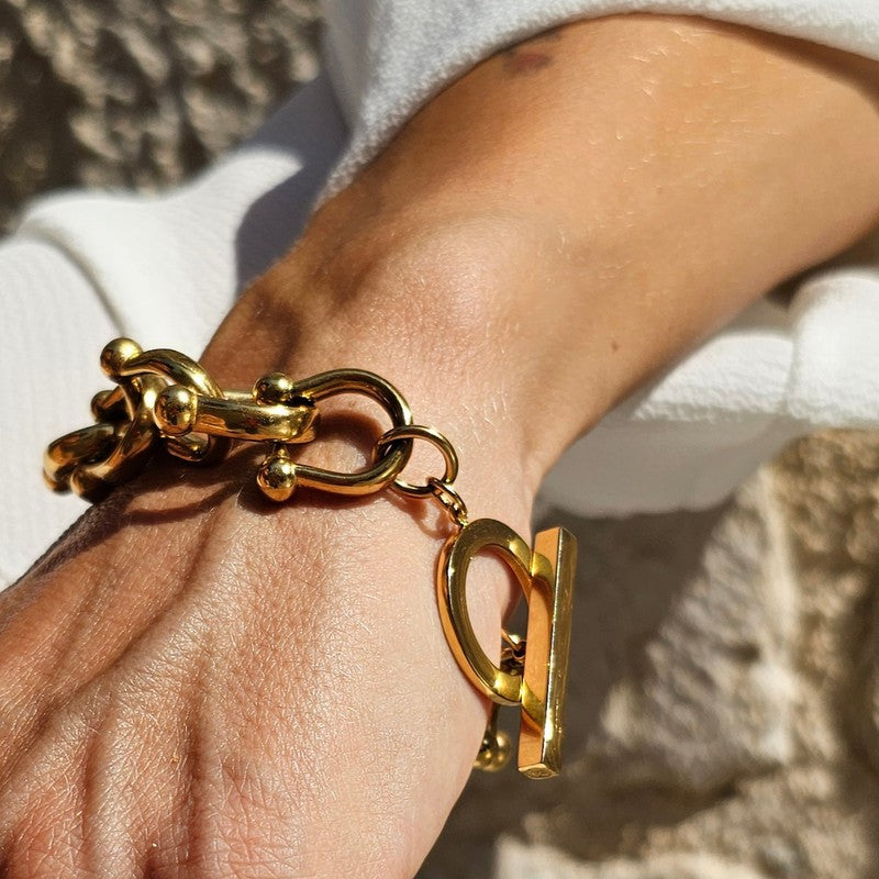 OCEAN ULTRA Signature Toggle Bracelet - Gold