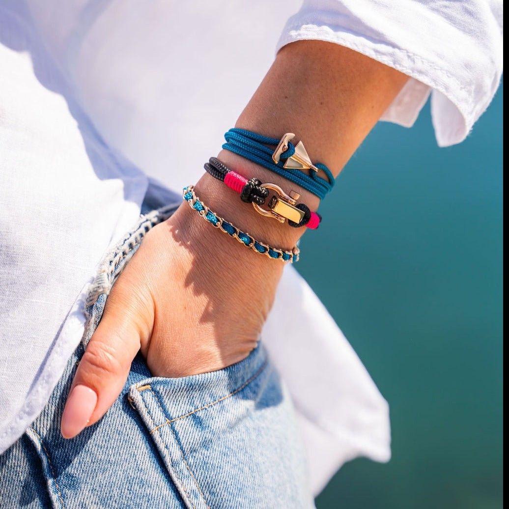 ROYAL mini shackle bracelet in black and fuchsia