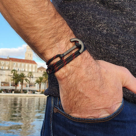 YACHT CLUB big anchor bracelet black red