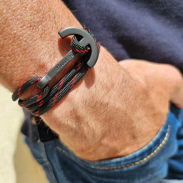 YACHT CLUB big anchor bracelet black red